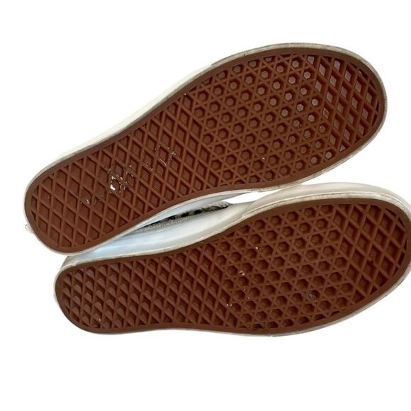 Vans Sk8 Low Suede Marshmallow/Dalmatian print Low-Top Shoes mens 7 women's 8.5 - Picture 9 of 11